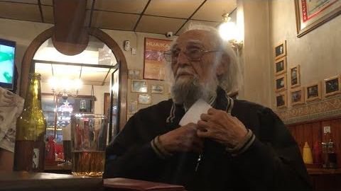 Gastón Soublette lee reflexión días después del estallido social en Chile